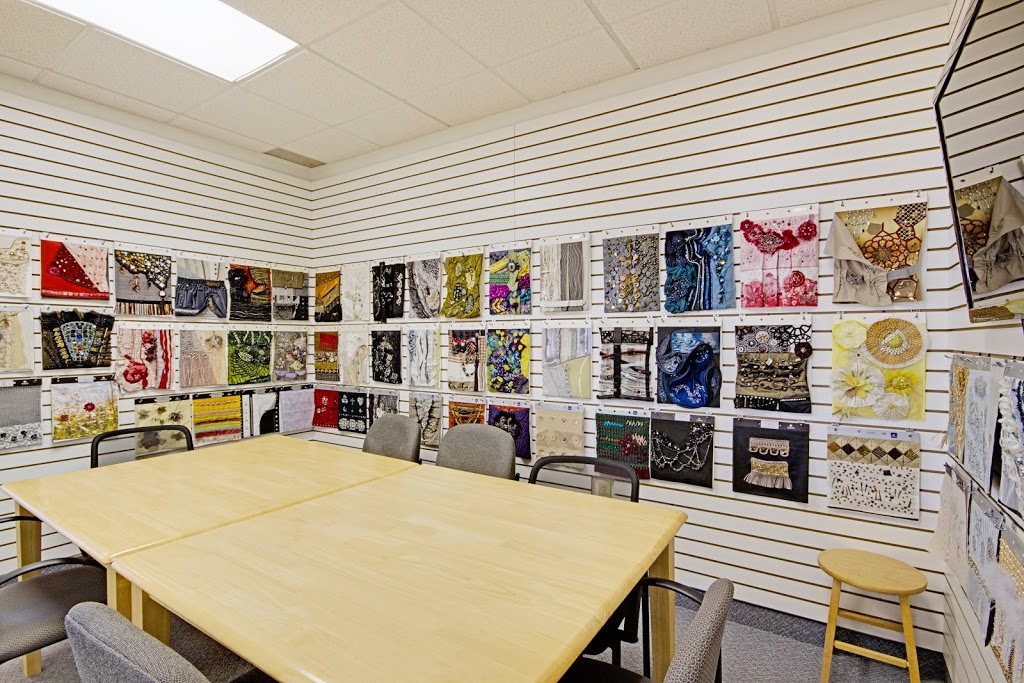 That Bead Lady | 390 Davis Dr, Newmarket, ON L3Y 7T8, Canada | Phone: (905) 954-1327