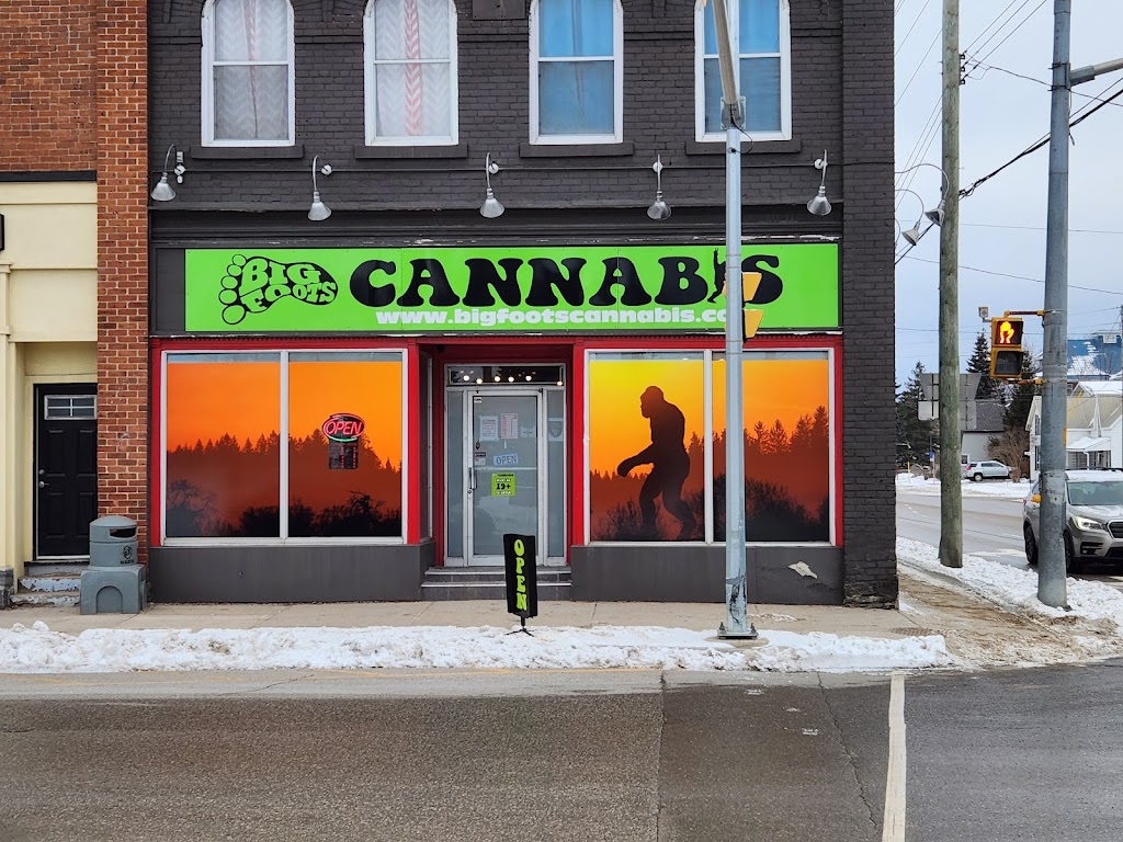 Bigfoots Cannabis Inc | 2 Queen St W, Elmvale, ON L0L 1P0, Canada | Phone: (705) 322-4210