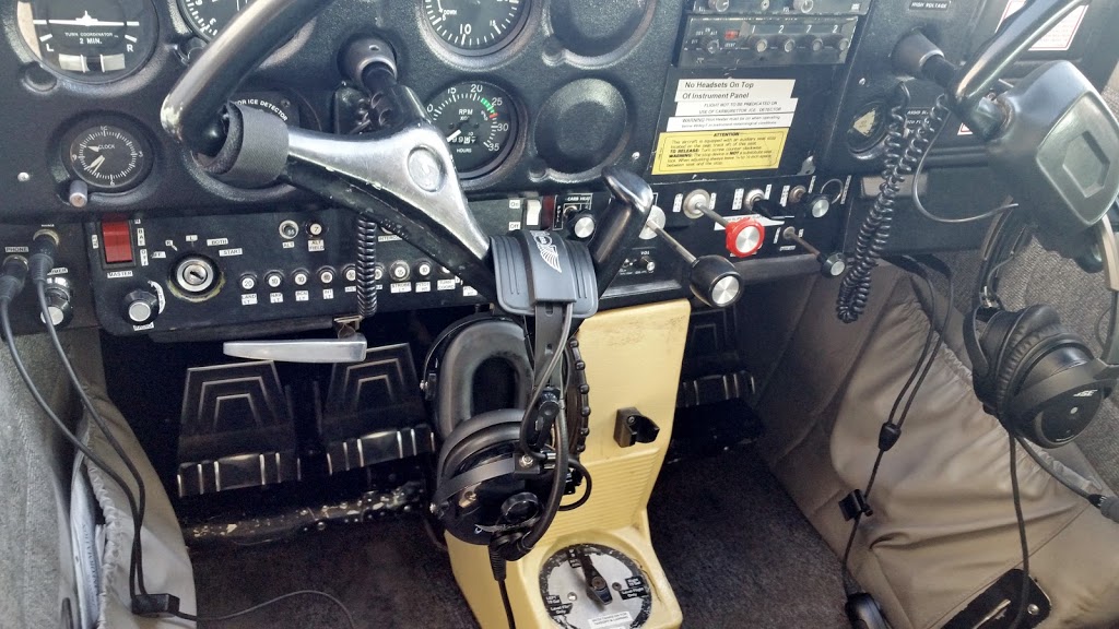 Toronto Airways / Canadian Flight Academy | 1250 Airport Blvd, Oshawa, ON L1J 8P5, Canada | Phone: (905) 404-9252