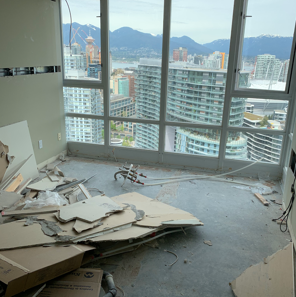 BIN86JUNK | 906 Clarke Rd #167, Port Moody, BC V3H 1L7, Canada | Phone: (604) 259-1386