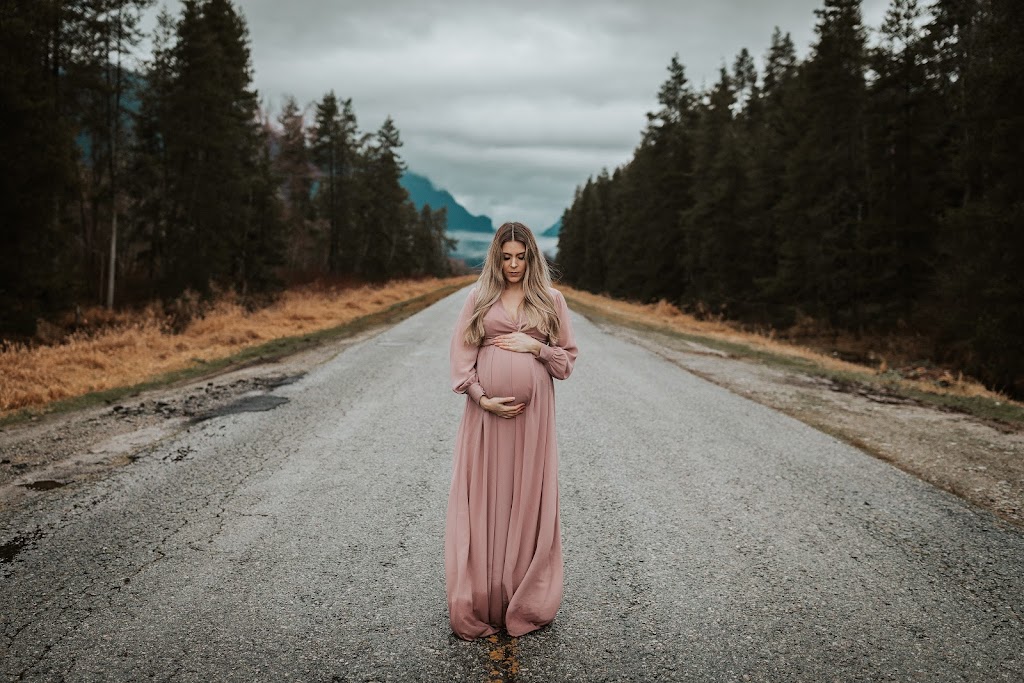 Emily Cantera Photography | 46107 Downes Ave, Chilliwack, BC V2R 2Y9, Canada | Phone: (604) 786-2590