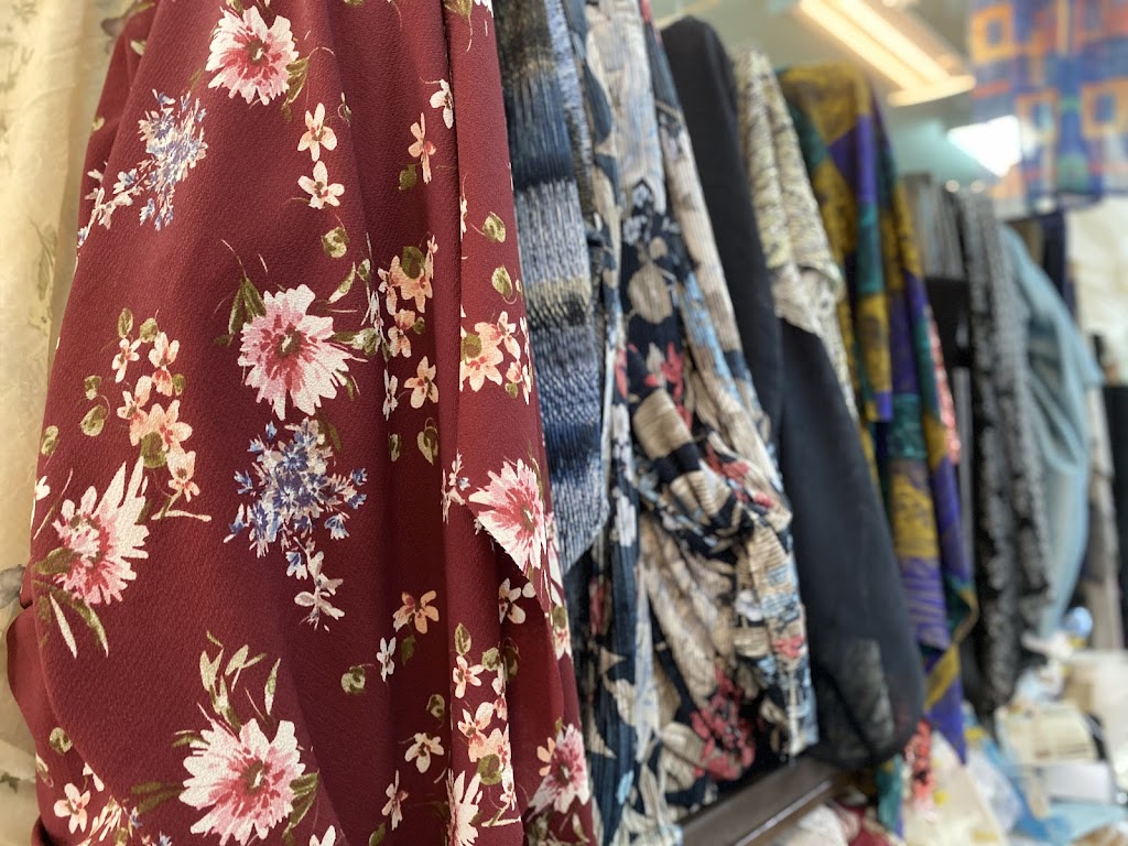 Tissus Liquidation | 11107 Av lArchevêque, Montréal-Nord, QC H1H 3A8, Canada | Phone: (514) 324-7117