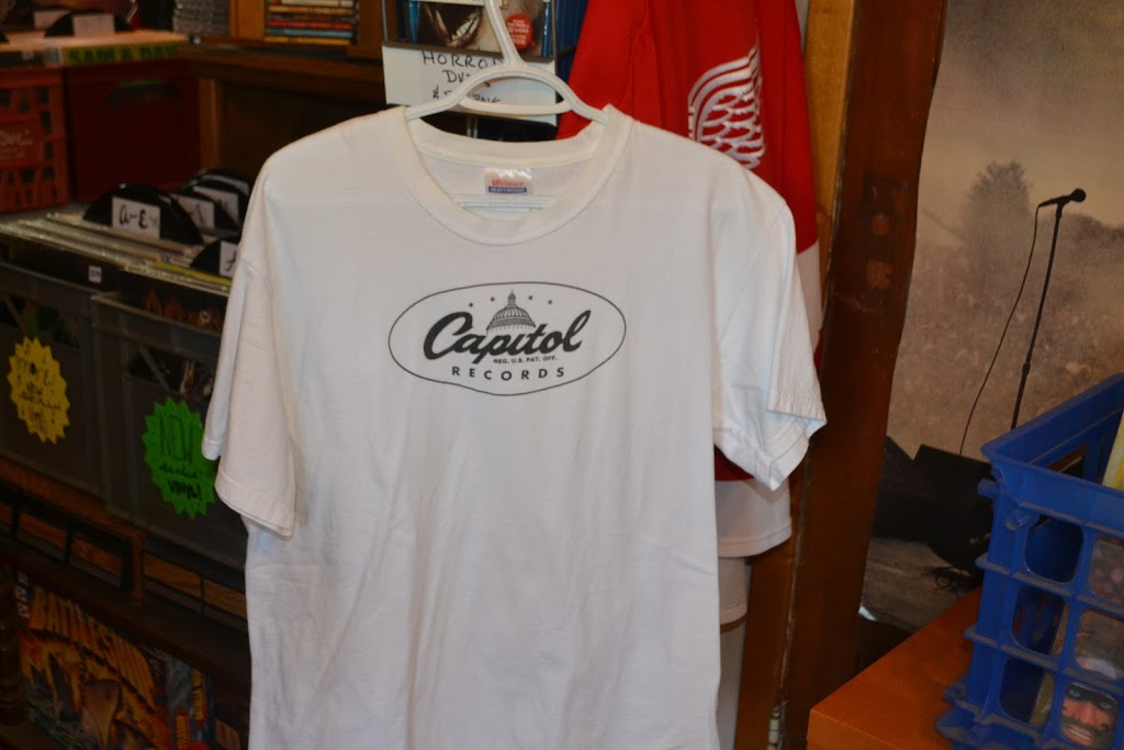 Vintage & Vinyl | 891 Front Rd, Windsor, ON N9J 2A4, Canada | Phone: (519) 980-7283