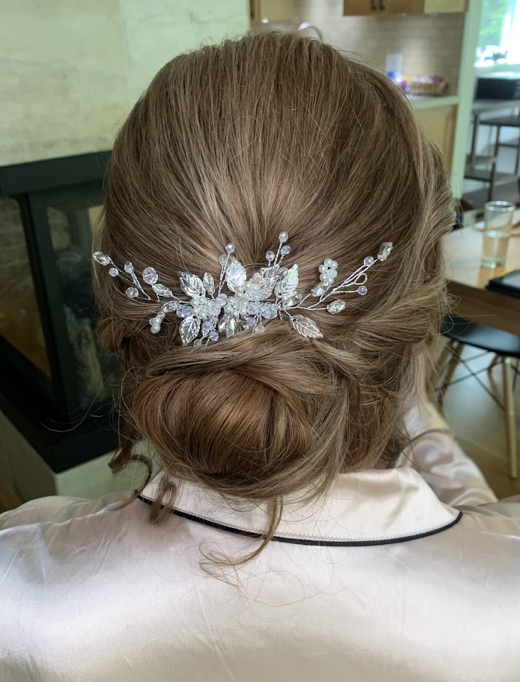 Dolly Makeup by Lidia | 1026 Glacier View Dr, Squamish, BC V8B 0G1, Canada | Phone: (604) 848-9127