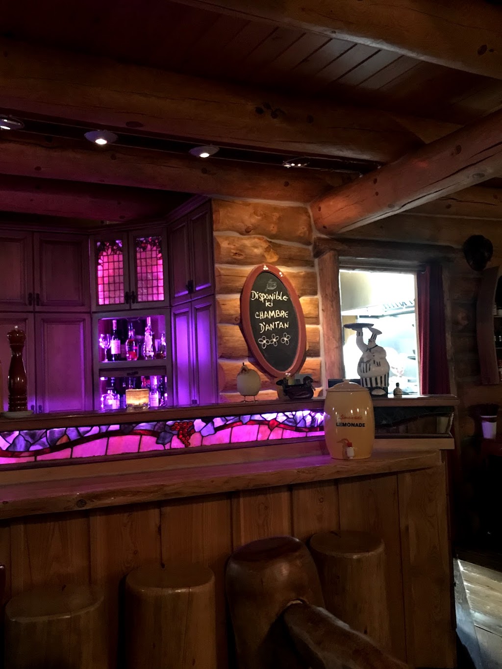 Resto Bouche B | 582 Rue Principale, Sainte-Brigide-dIberville, QC J0J 1X0, Canada | Phone: (450) 337-1796