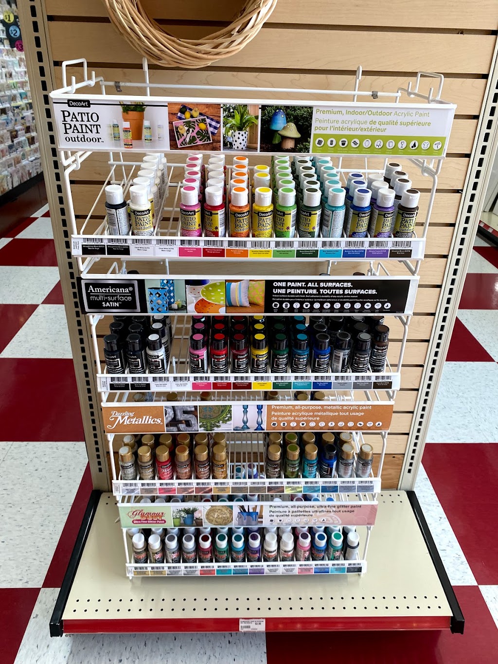 Great Canadian Dollar store- Chemainus | 3055 Oak St, Chemainus, BC V0R 1K1, Canada | Phone: (250) 416-7934