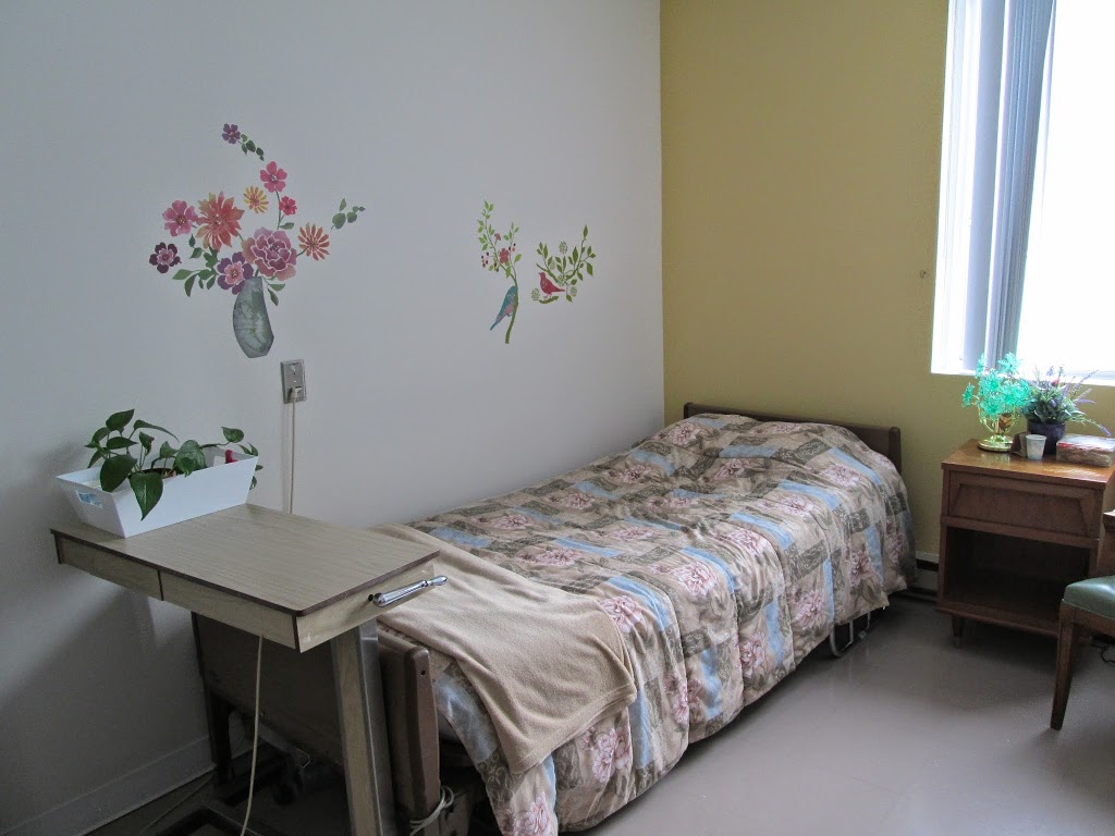 Villa Les Tilleuls | 5590 Boulevard des Laurentides, Laval, QC H7K 2K2, Canada | Phone: (450) 628-0322