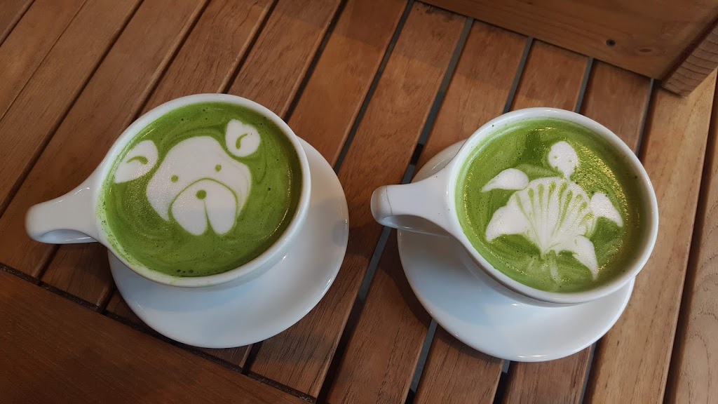 Camp Lifestyle and Coffee Co | 1066 Millar Creek Rd, Whistler, BC V0N 1B1, Canada | Phone: (604) 932-0123