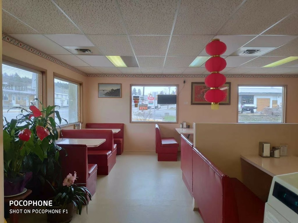 Gold Mountain Restaurant | 1525 Cariboo Hwy, Clinton, BC V0K 1K0, Canada | Phone: (250) 457-1288
