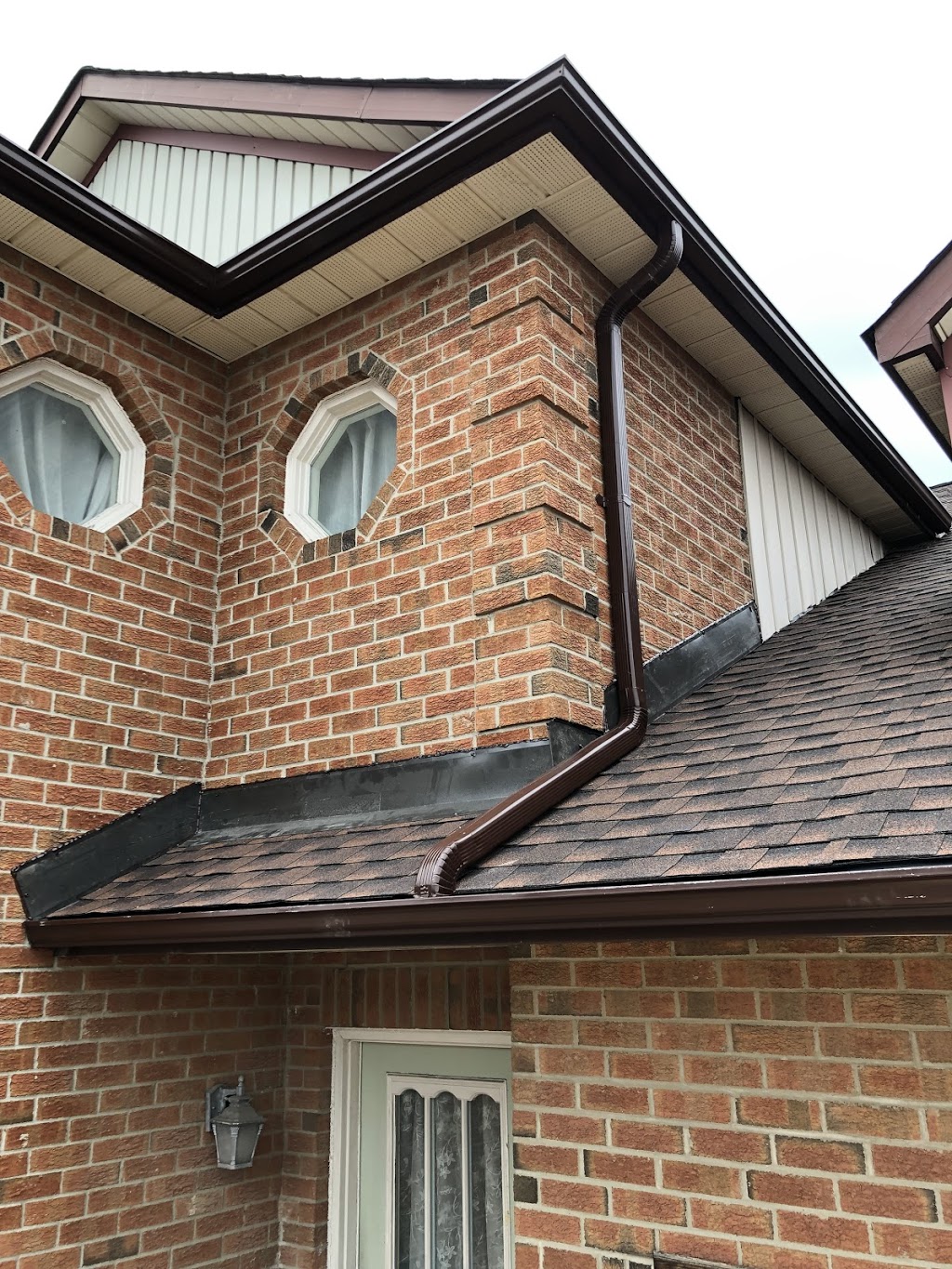 RapidFix Roofing ( Andre ) | markham & lawrence, Scarborough, ON M1G 1Y1, Canada | Phone: (647) 283-7202