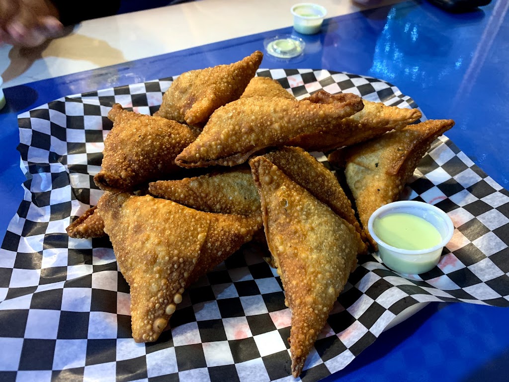 Samosa House | 9405 118 Ave NW, Edmonton, AB T5G 0N5, Canada | Phone: (780) 760-2020