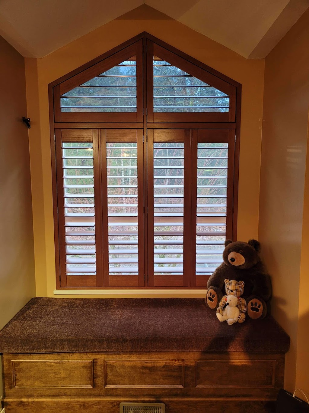 VistaShades Victoria | 6982 Brailsford Pl, Sooke, BC V9Z 1J7, Canada | Phone: (250) 217-5594