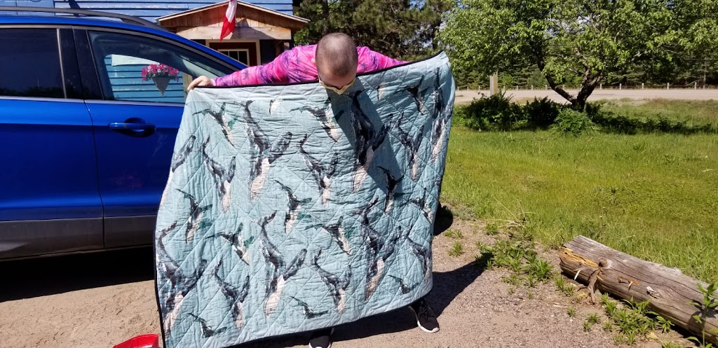 Quilters Curve | 39072 Combermere Rd, Combermere, ON K0J 1L0, Canada | Phone: (613) 756-6262