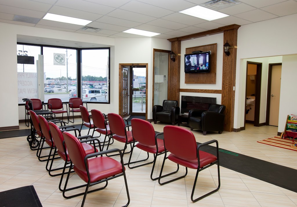 Dundas Medical Centre & Walk-In Clinic | 252 Dundas St E #1, Waterdown, ON L0R 2H6, Canada | Phone: (905) 689-8886