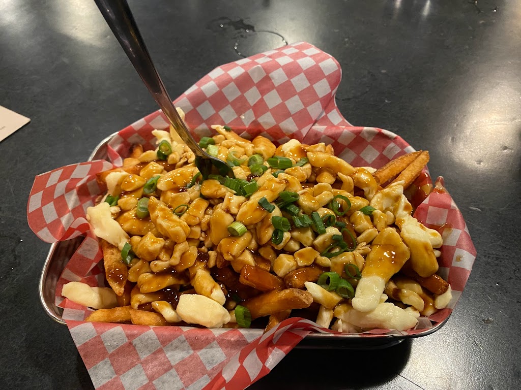 Mad Trappers | 1 Sunshine Access Rd, Banff, AB T1L 1J5, Canada | Phone: (403) 762-7881