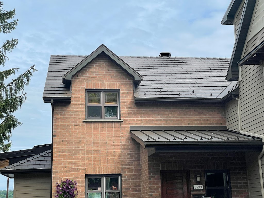 Toiture métallique - NSL Toiture à vie bur. | 6448 Rue Daviau, Trois-Rivières, QC G9A 6R4, Canada | Phone: (581) 702-7775