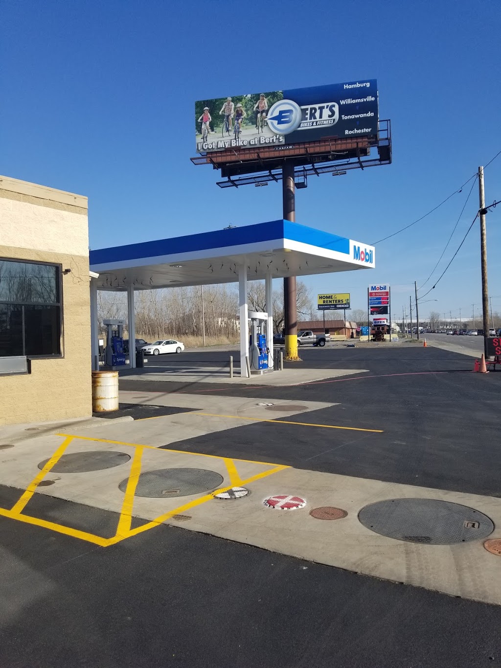 Mobil | 2522, 2368 Hamburg Turnpike, Lackawanna, NY 14218, USA