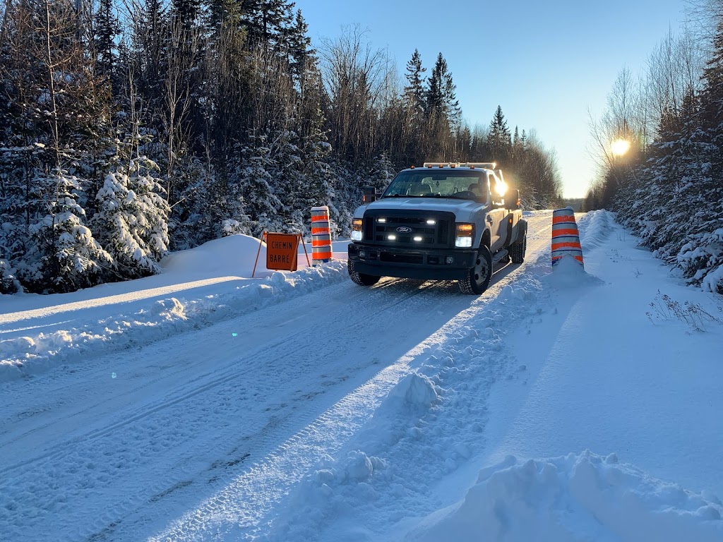 Remorquage St-Donat | 464 Rue Allard, Saint-Donat-de-Montcalm, QC J0T 2C0, Canada | Phone: (819) 424-2504