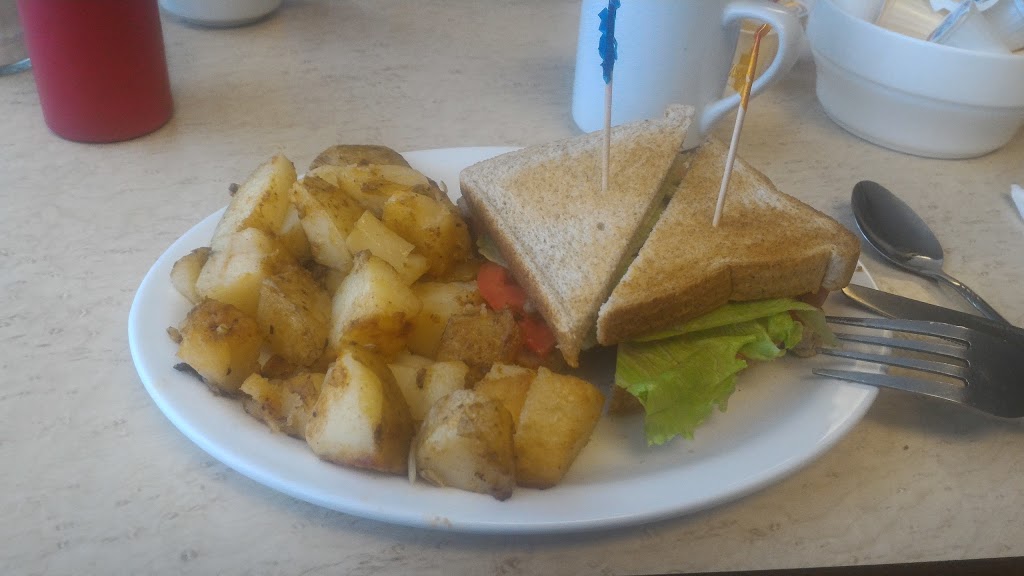 Renees Diner | 5189 Baseline Rd, Sutton, ON L0E 1R0, Canada | Phone: (905) 722-9126