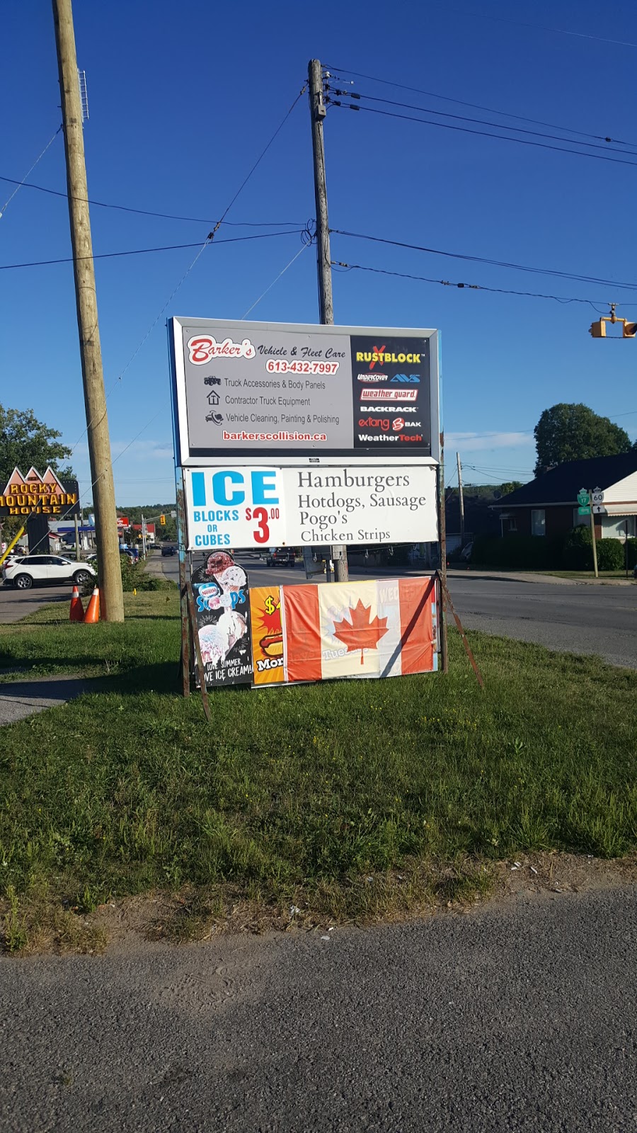 Family Fry Shack | Stewart St, Renfrew, ON K7V 1Y4, Canada | Phone: (343) 361-0875