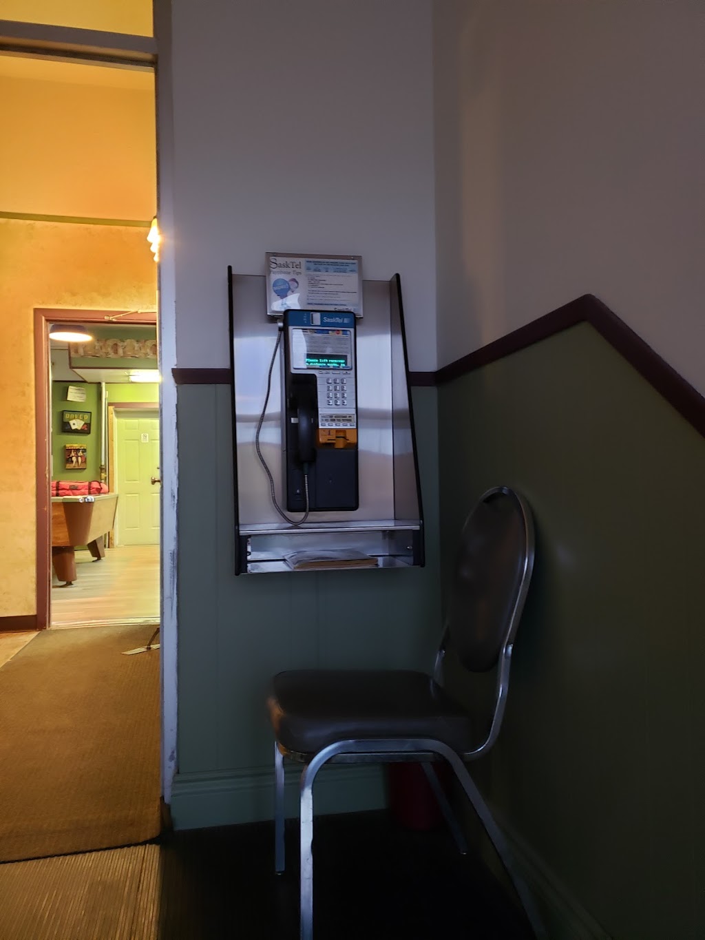Dinsmore Hotel And Bar | 216 Main St, Dinsmore, SK S0L 0T0, Canada | Phone: (306) 846-2238