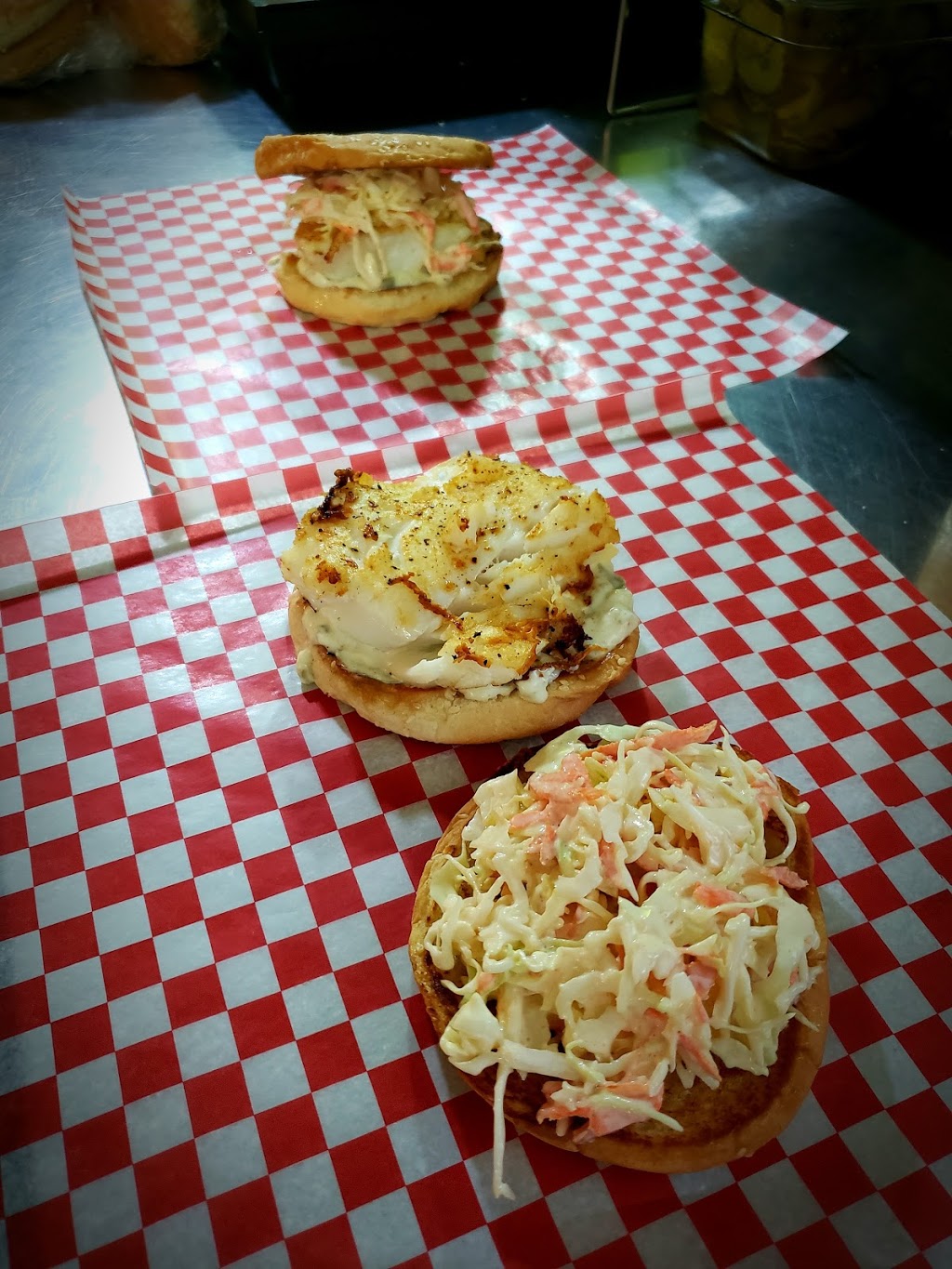 Sammys Snack shack | 231 Trans-Canada Hwy, Malahat, BC V0R 2L0, Canada | Phone: (250) 590-6055