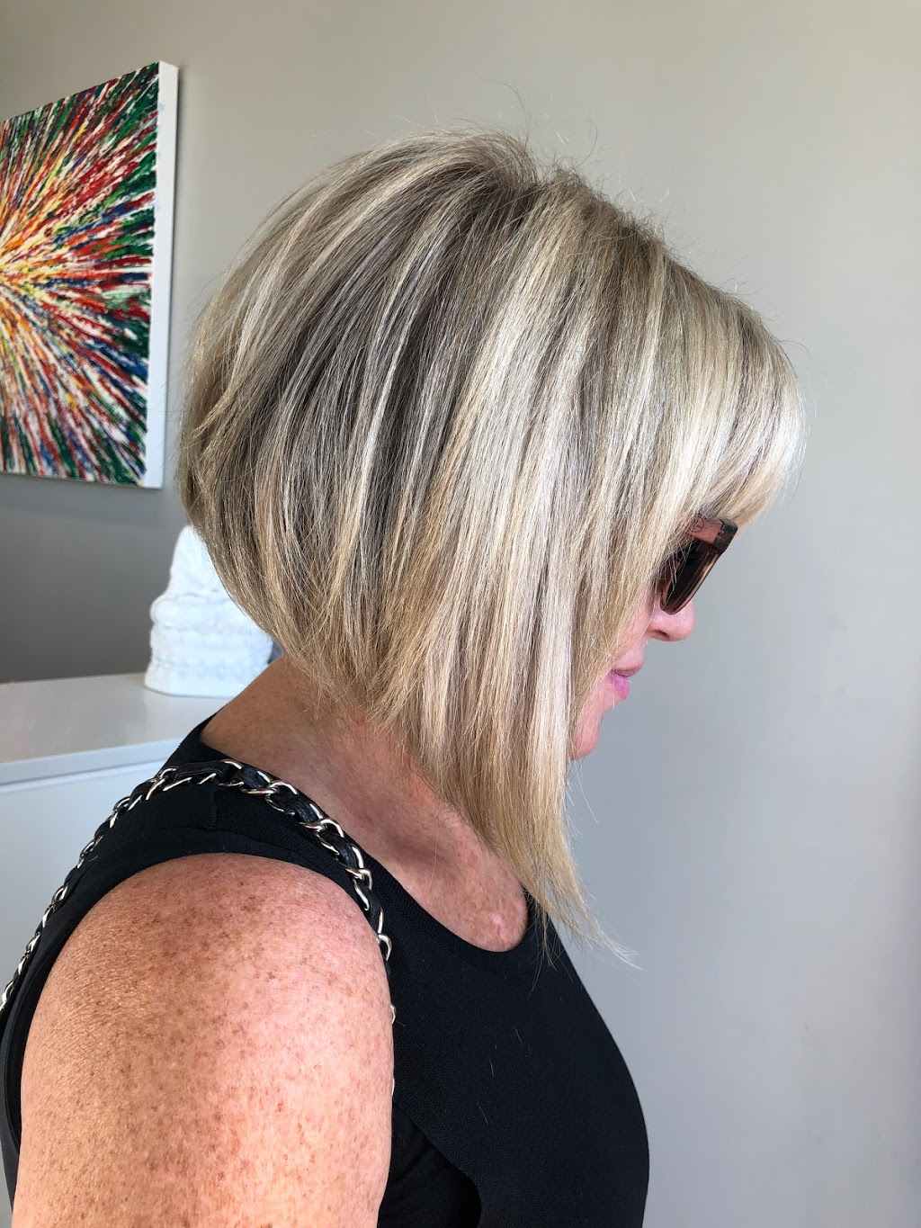 Salon Luminous | 7337 Sierra Morena Blvd SW Suite 20, Calgary, AB T3H 3V4, Canada | Phone: (403) 685-0929