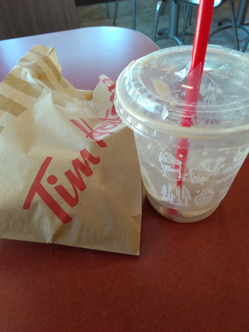 Tim Hortons | 32525 London Ave, Mission, BC V2V 6M7, Canada | Phone: (604) 826-3398