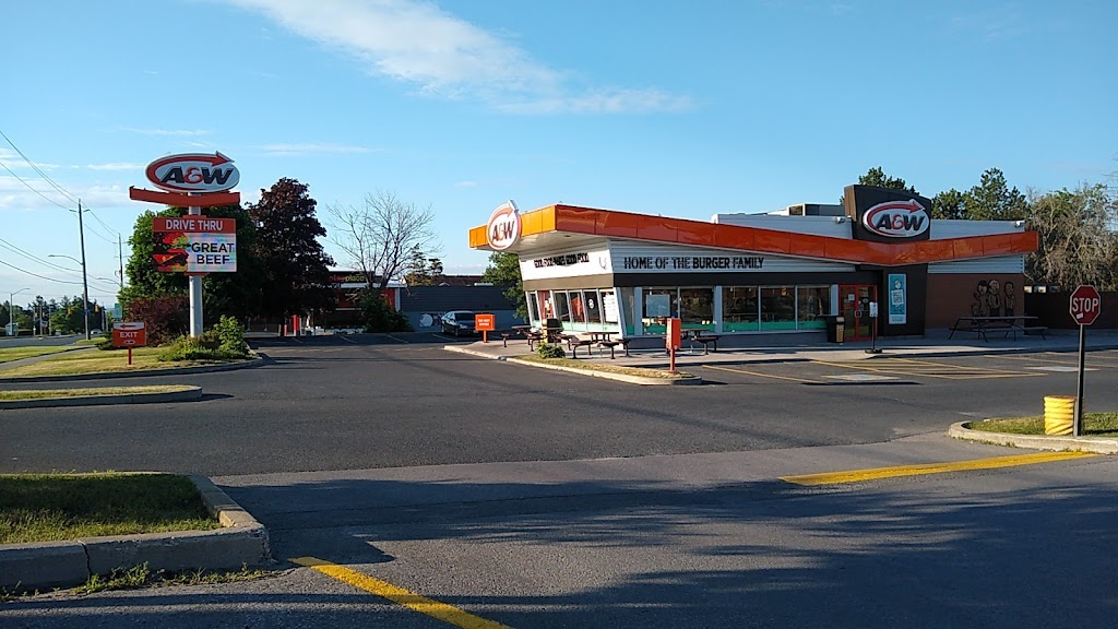 A&W Canada | 1063 Chemong Rd, Peterborough, ON K9H 7R8, Canada | Phone: (705) 874-0422