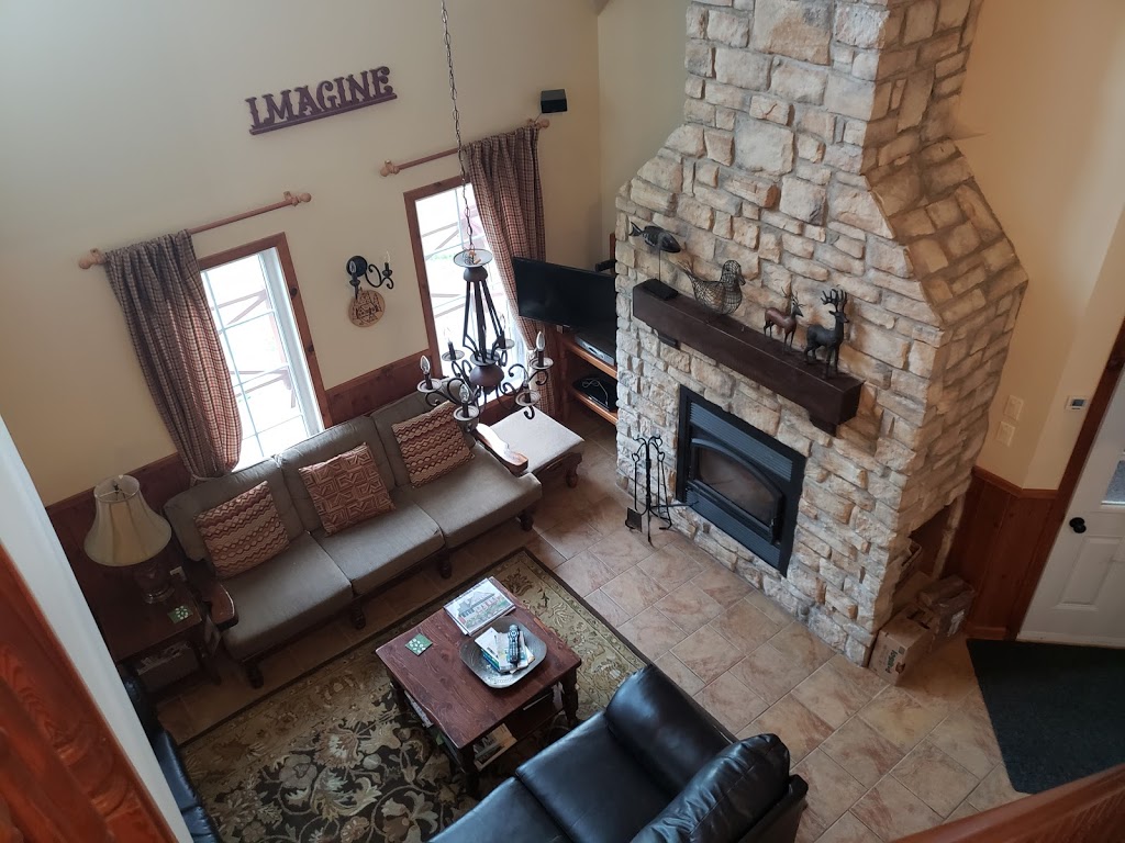 Chalet LExpérience | 276 Chemin de la Martine, Petite-Rivière-Saint-François, QC G0A 2L0, Canada | Phone: (819) 373-2126