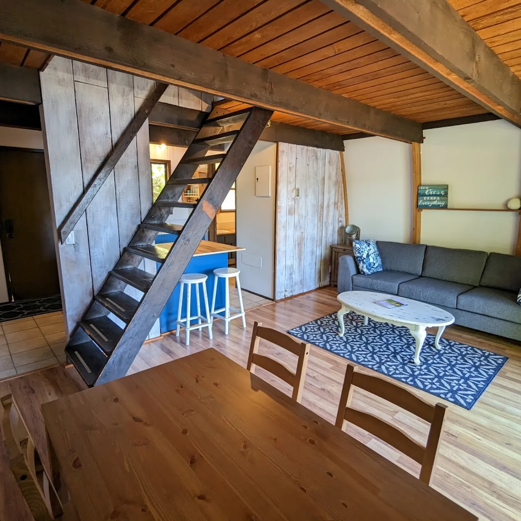 Jade Resort | 774 Cliffe Rd, Heriot Bay, BC V0P 1H0, Canada | Phone: (250) 203-9396