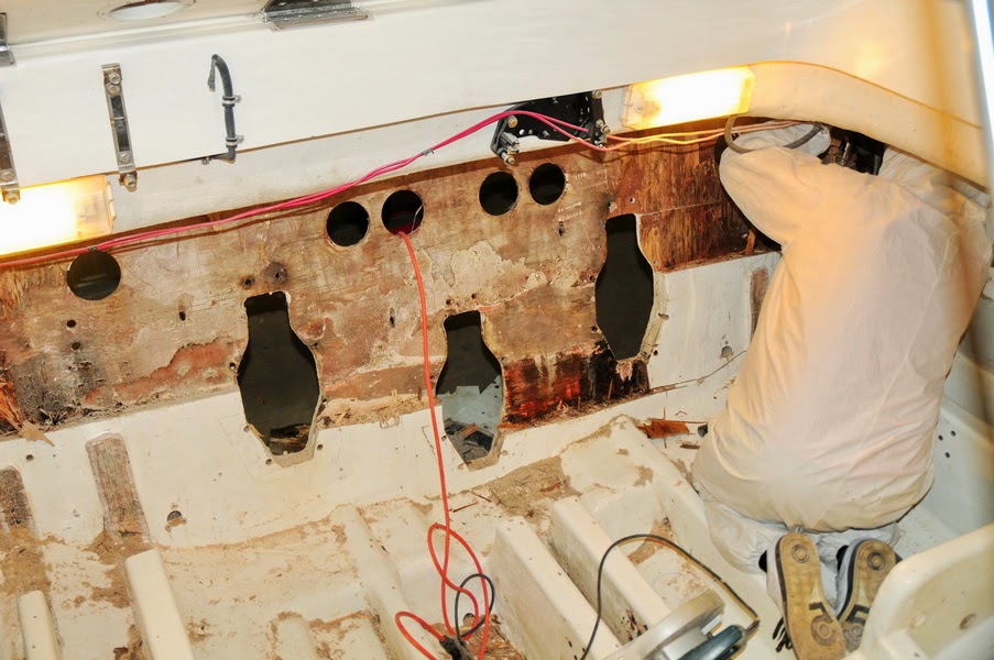 LA Boatworks - Div of BubbaVentures Inc. | 69 Lafontaine Rd E, Tiny, ON L9M 0S1, Canada | Phone: (705) 533-2717