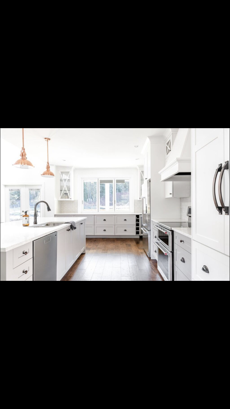 Silver Cedar Construction | 400 Sitkum Rd, Victoria, BC V9A 7G6, Canada | Phone: (250) 885-5488