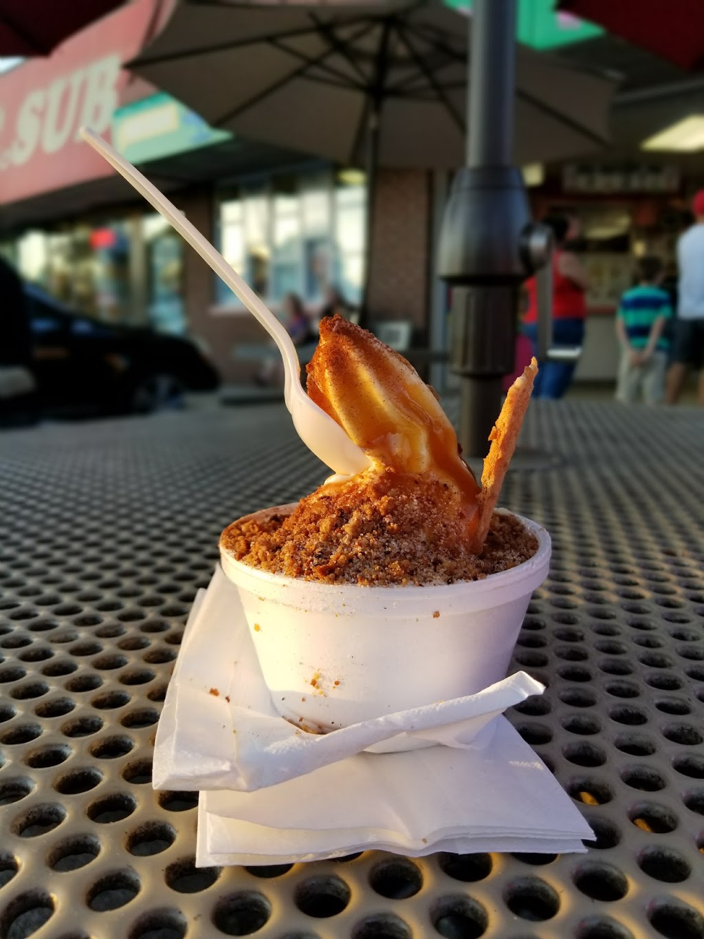 Merla Mae Ice Cream Ltd. | 1080 Adelaide St N, London, ON N5Y 2N1, Canada | Phone: (519) 438-2253