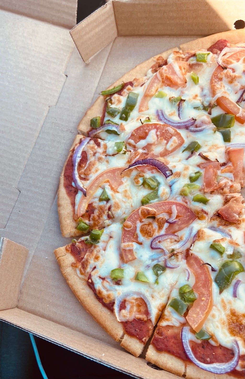 Mammas Pizza | 1965 Cottrelle Blvd Unit C-06, Brampton, ON L6P 2Z8, Canada | Phone: (905) 913-4500