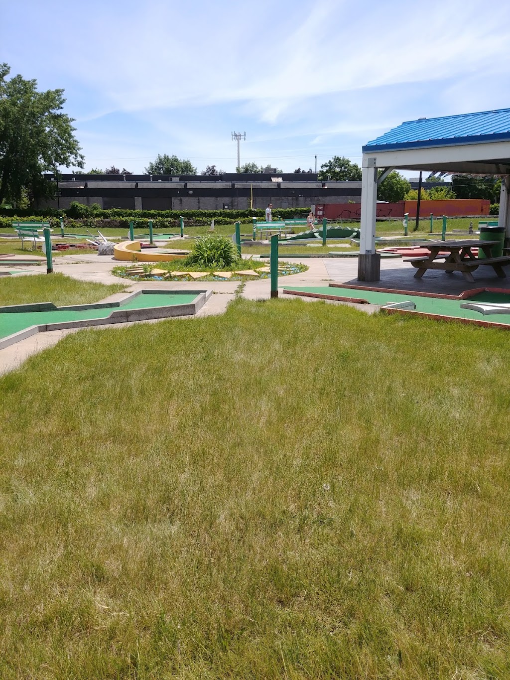 Parc dAmusement Anjou Enr | 7500 Boul Henri-Bourassa E, Montréal, QC H1E 1P2, Canada | Phone: (514) 881-1915