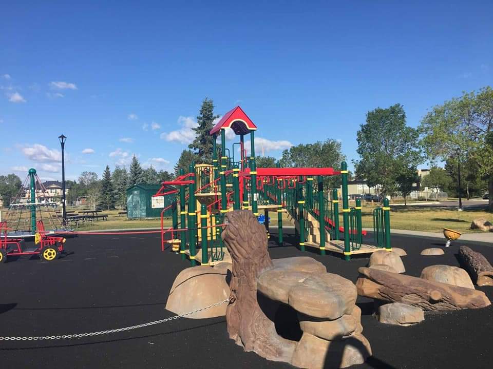 Bambi Daycare & OSC | 10210 115 Ave NW, Edmonton, AB T5G 0L8, Canada | Phone: (780) 479-7374