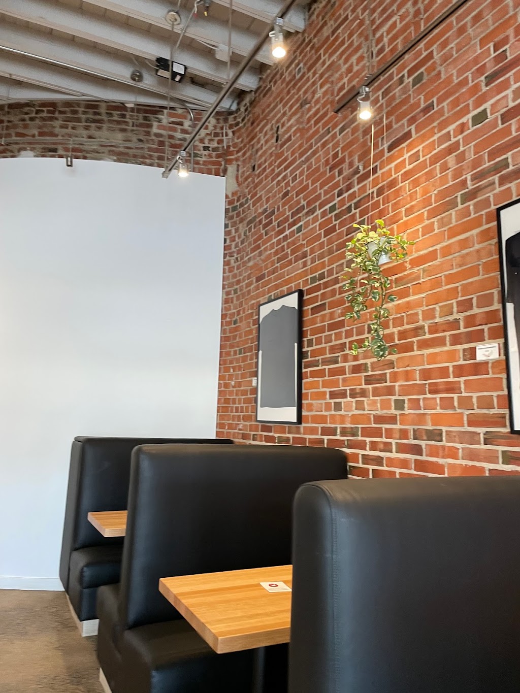 Transcend Coffee | 8708 109 St NW, Edmonton, AB T6G 1E9, Canada | Phone: (780) 430-9198