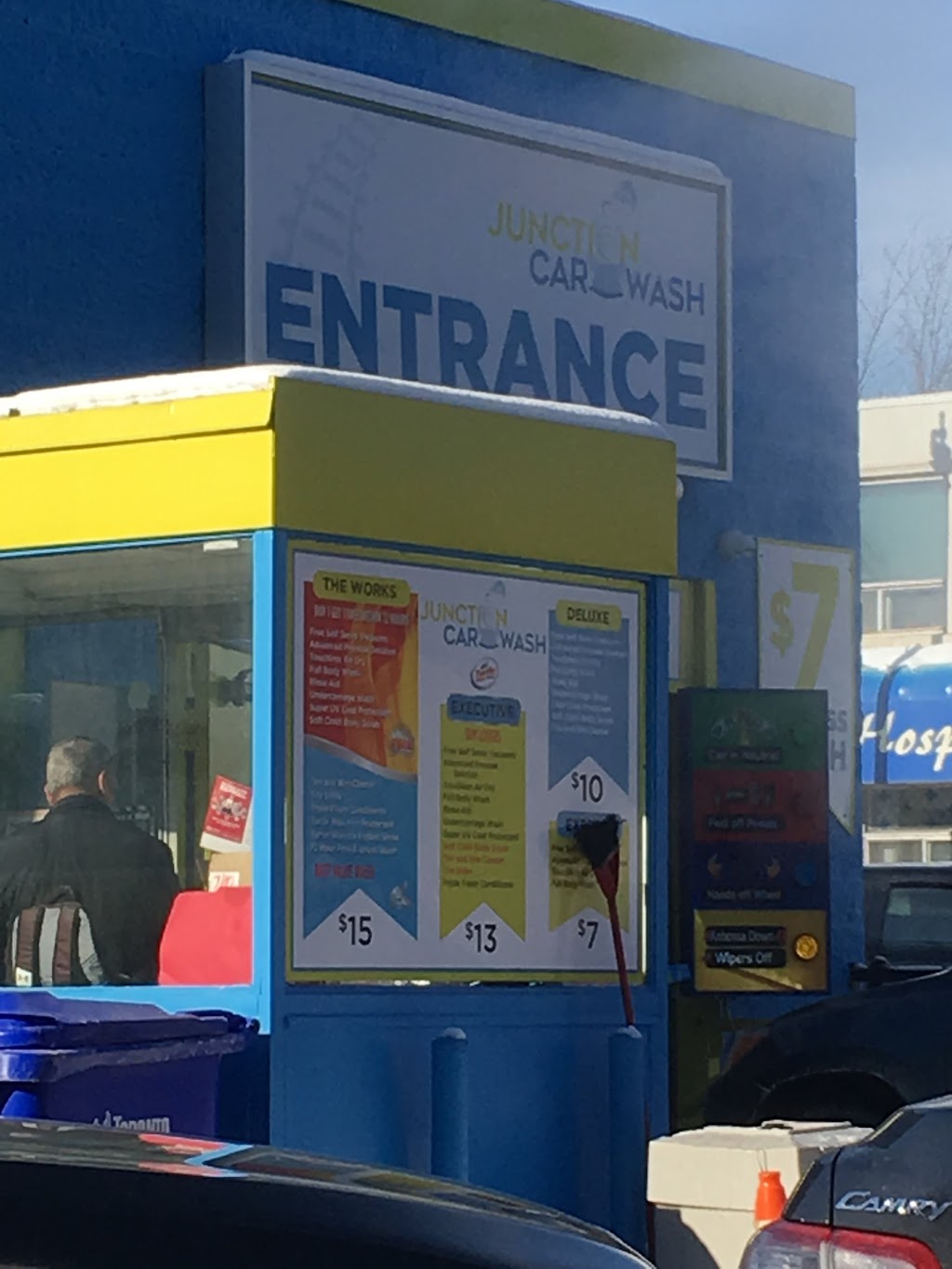 Junction Car Wash | 3193 Dundas St W, Toronto, ON M6P 2A2, Canada | Phone: (416) 604-4485