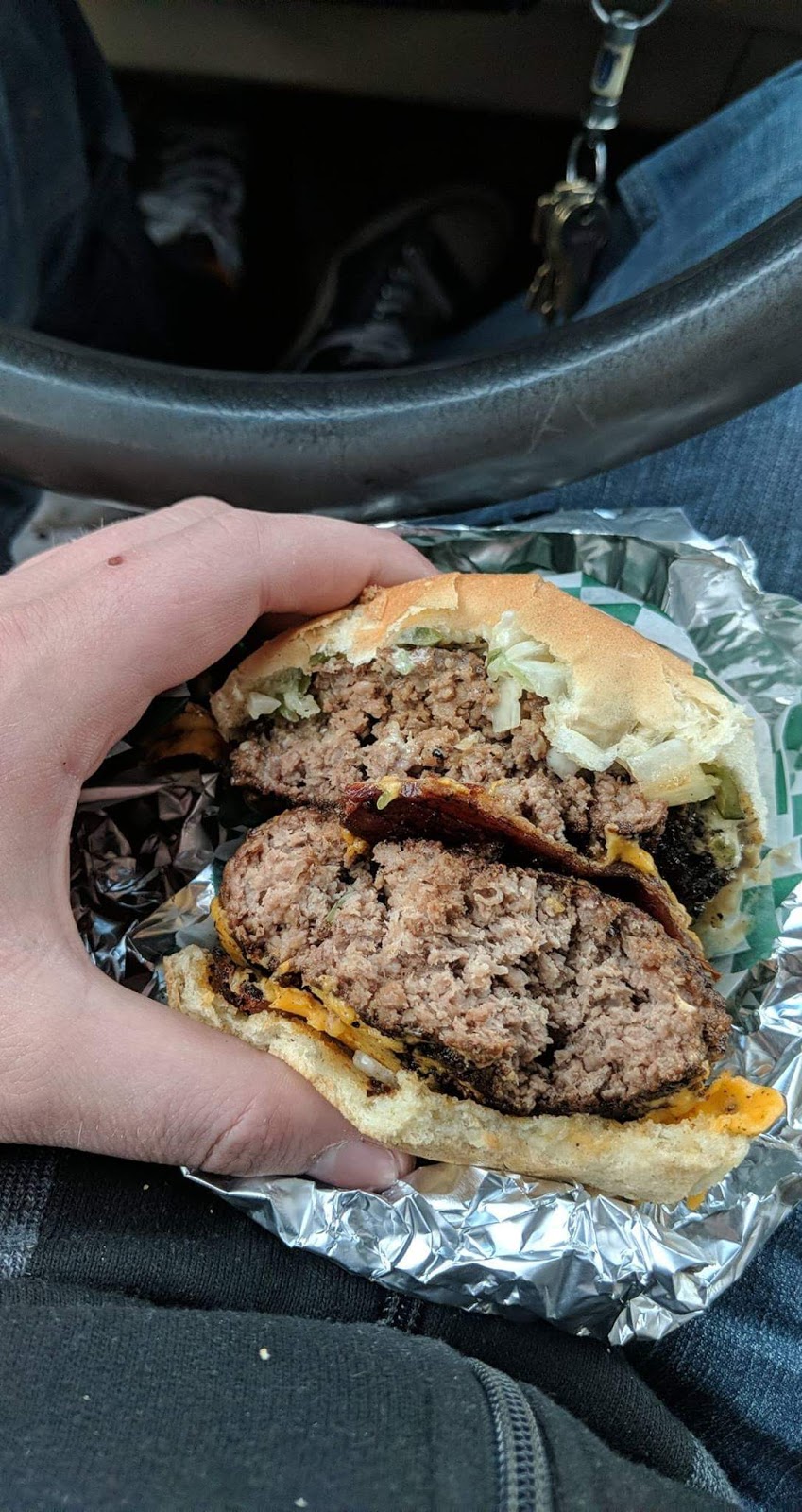 Rockys Burgers | 1235 26 Ave SE, Calgary, AB T2G 1R7, Canada | Phone: (403) 336-0405