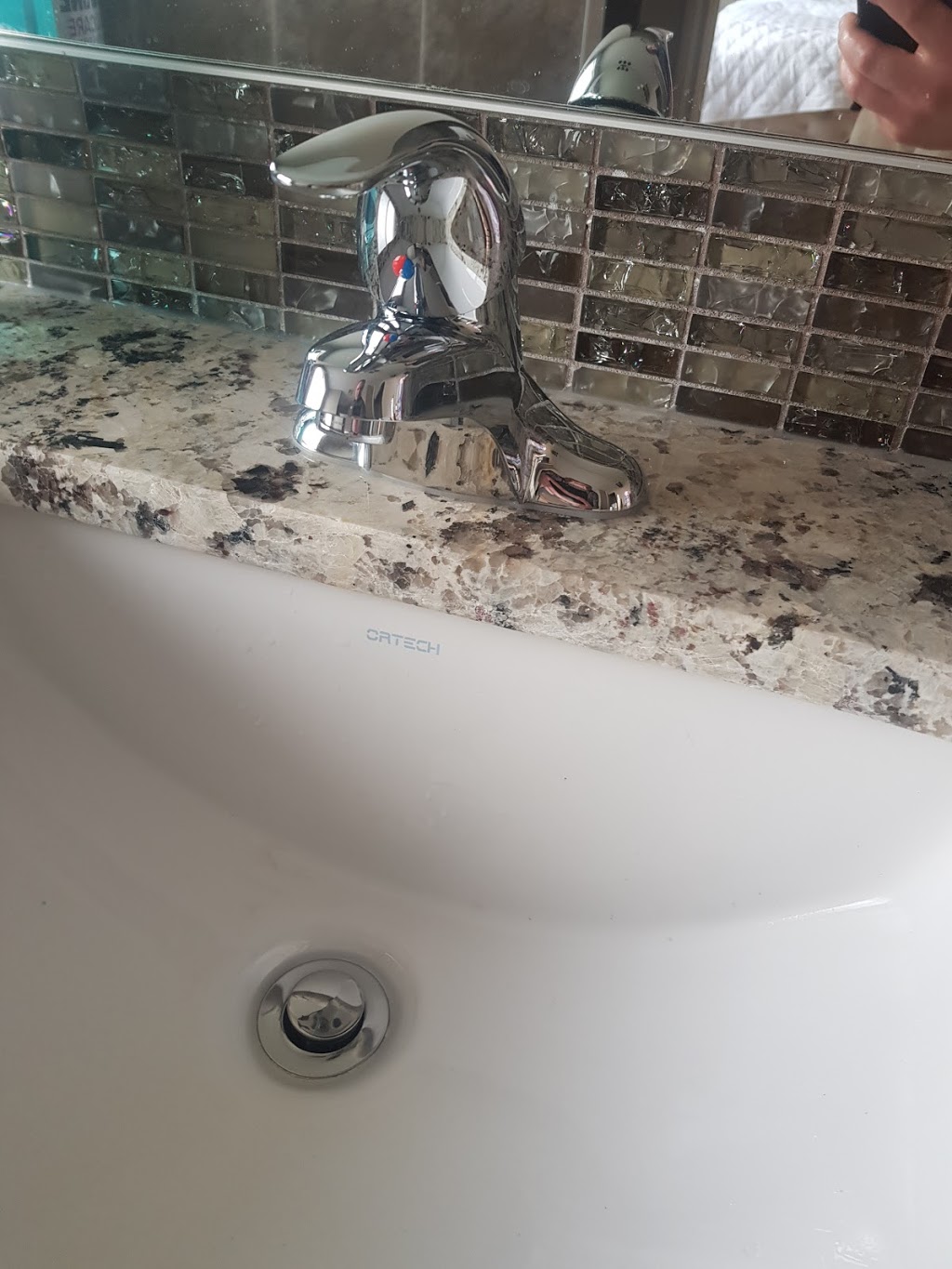 VB Plumbing Services | 511 Auburn Bay Square SE, Calgary, AB T3M 0Y6, Canada | Phone: (403) 465-3776