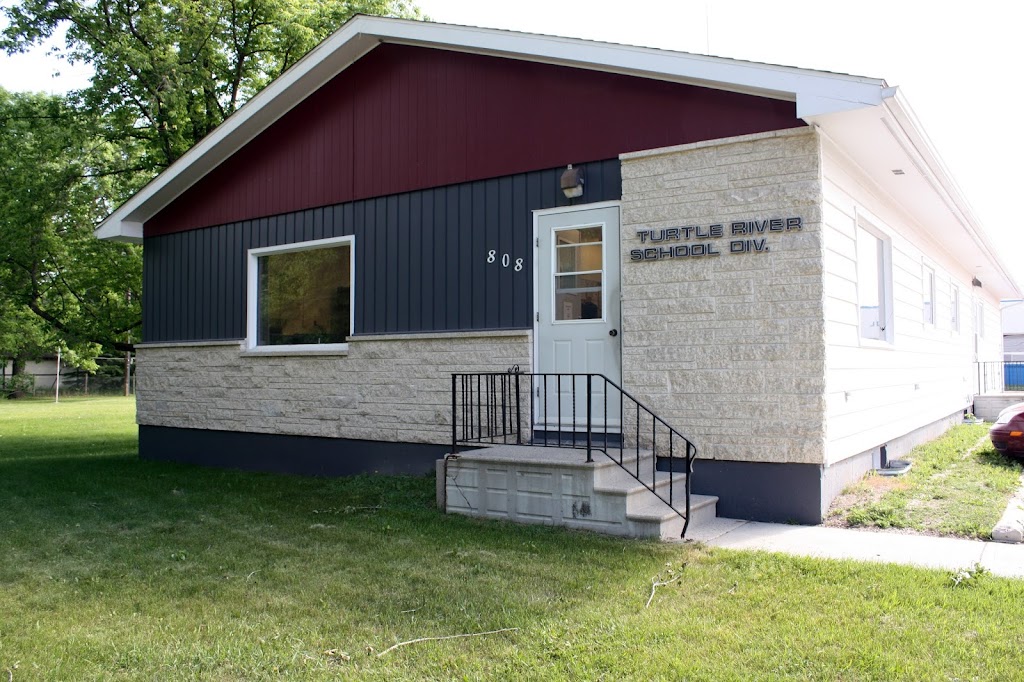 Turtle River School Division | 808 Burrows Rd, McCreary, MB R0J 1B0, Canada | Phone: (204) 835-2067