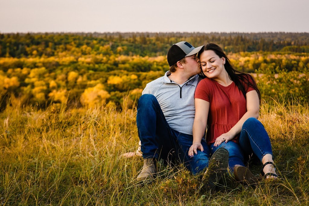 Stardust Photography | 120 Niakwa Rd, Winnipeg, MB R2H 0W1, Canada | Phone: (204) 990-7528