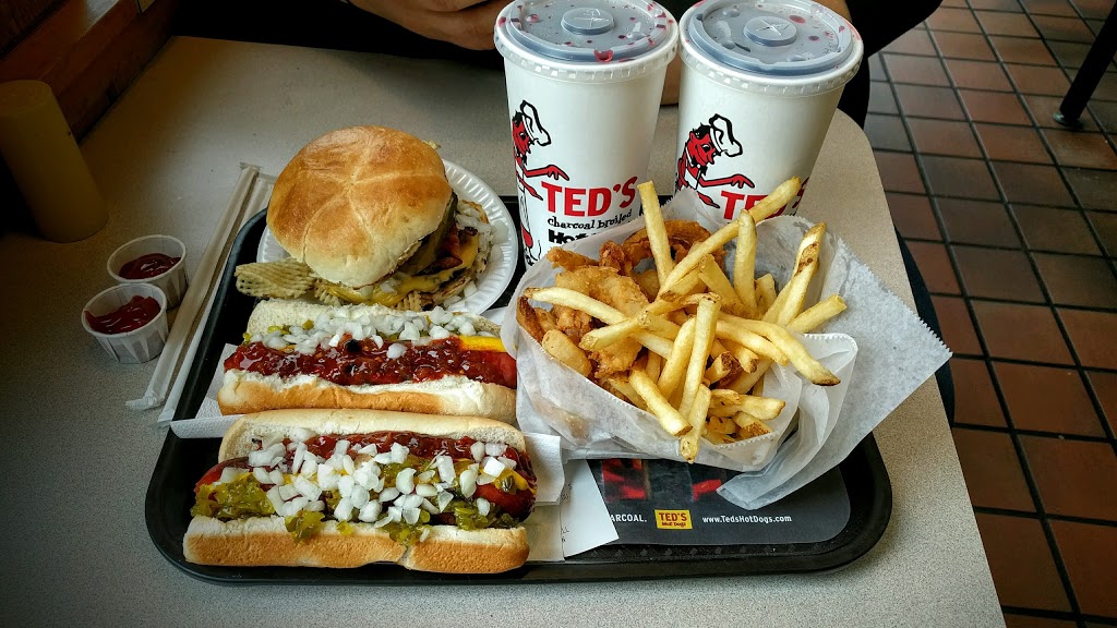 Teds Hot Dogs | 4878 Transit Rd, Lancaster, NY 14086, USA | Phone: (716) 668-7533