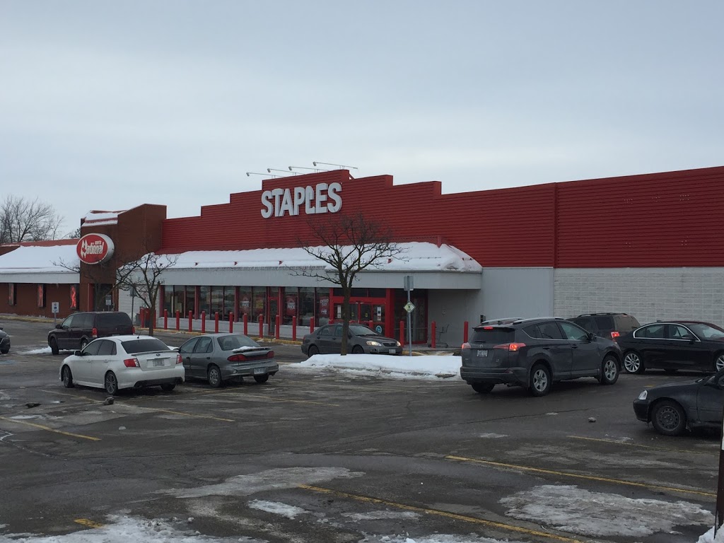 Staples | 332 Wellington Rd, London, ON N6C 4P6, Canada | Phone: (519) 645-7042