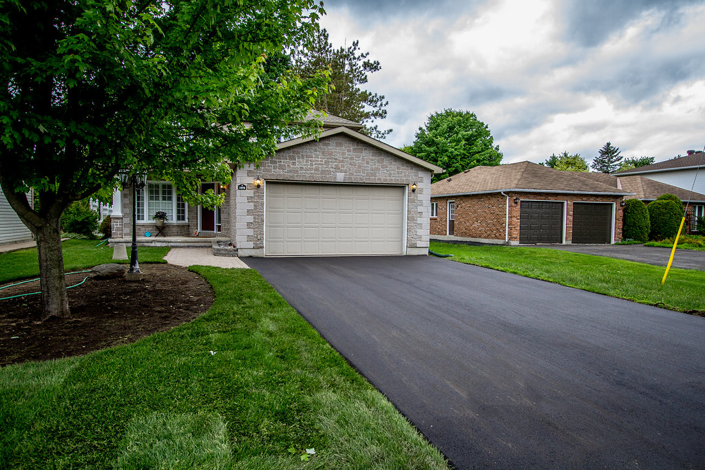 Blacktop Construction Inc | Franktown Rd, Ottawa, ON K0A 2Z0, Canada | Phone: (613) 204-9910