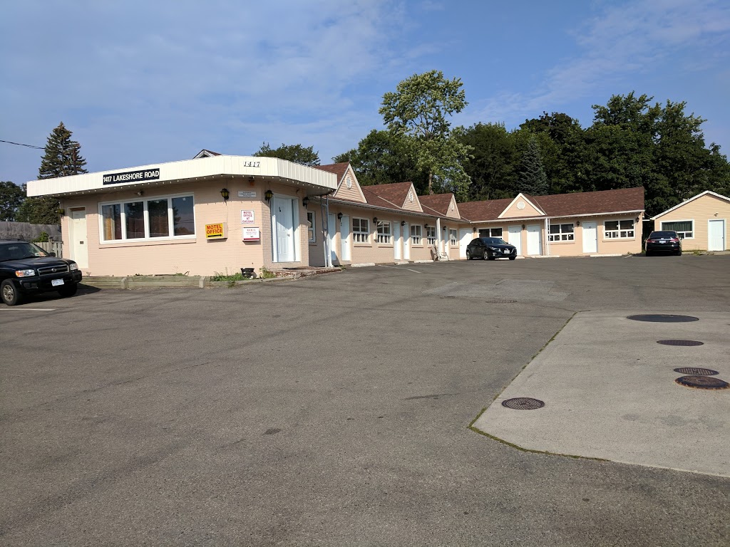 Ivy Motel | 1417 Lakeshore Rd E, Mississauga, ON L5E 1G7, Canada | Phone: (905) 278-9326