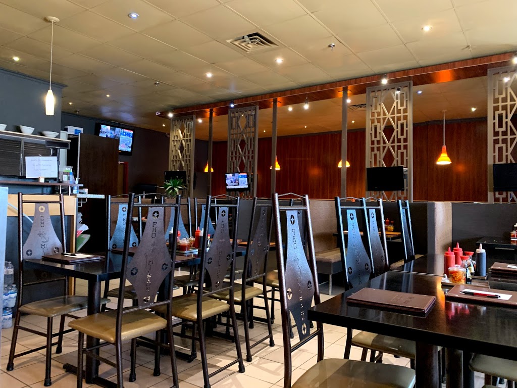 Pho Milton | 500 Laurier Ave, Milton, ON L9T 4R3, Canada | Phone: (905) 864-8088
