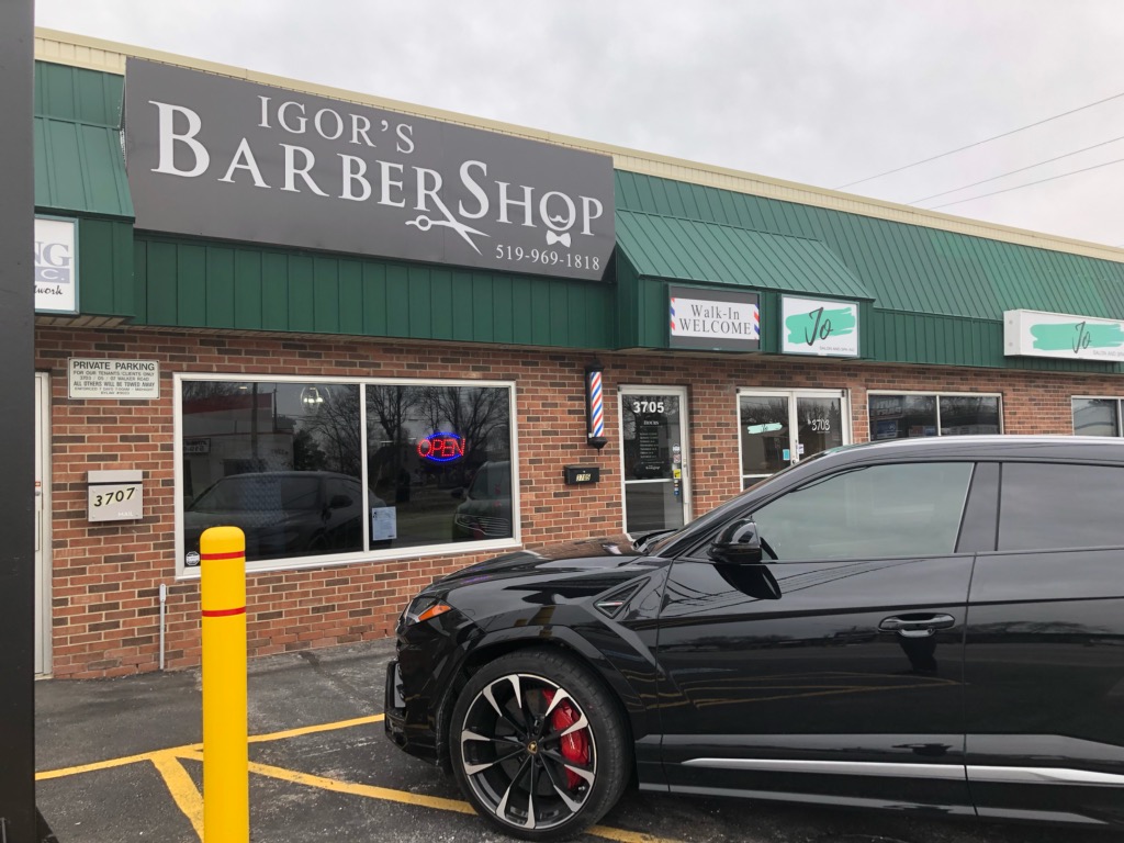 Igors BarberShop | 3705 Walker Rd, Windsor, ON N8W 3S9, Canada | Phone: (519) 969-1818