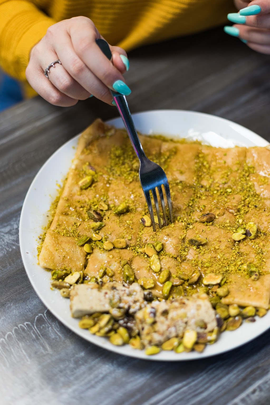 Crêpinos (Jarry) | 4965 Rue Jarry E, Saint-Léonard, QC H1R 1Y1, Canada | Phone: (514) 322-1991